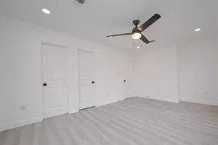 4516 Galesburg St, Houston, TX 77051 - Photo 22