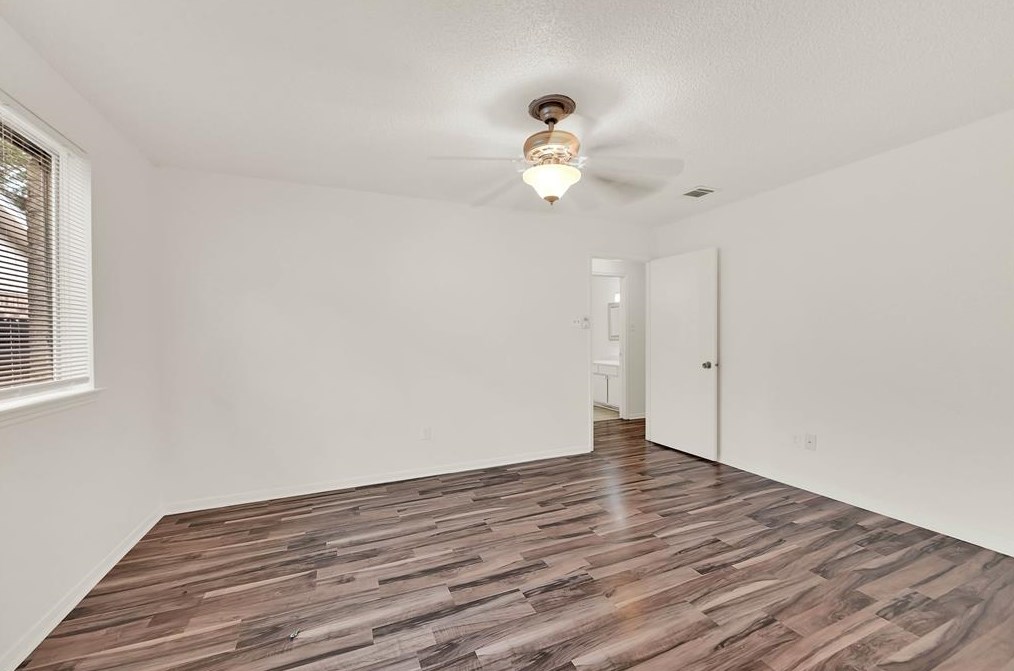 24007 Spg Briar Ln, Spring TX 77373-6344 exterior