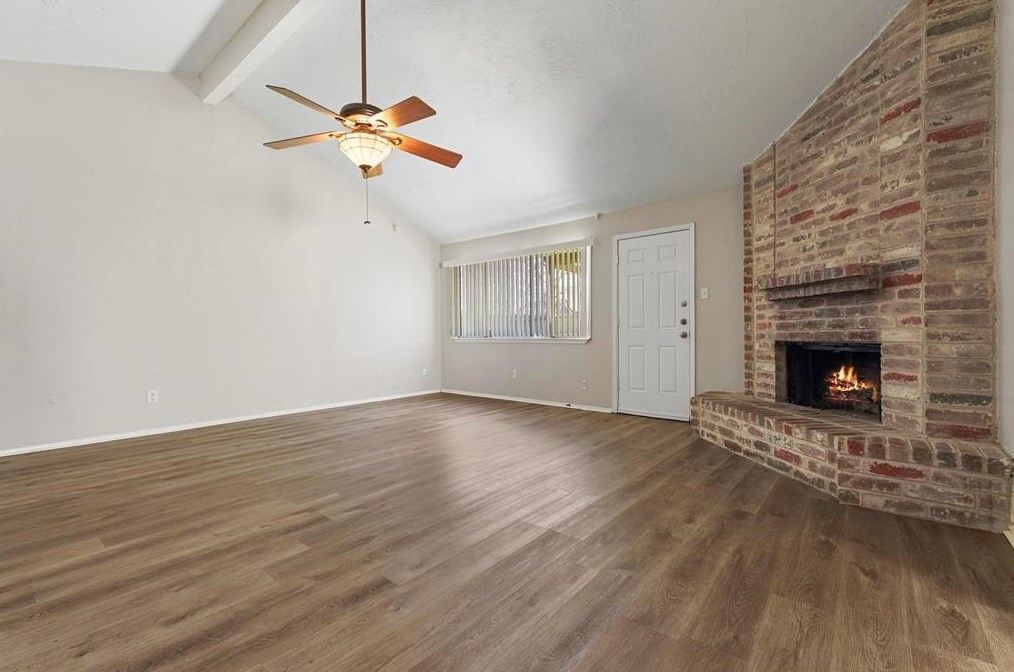 7219 Sunlight Ln, Houston TX  77095-1411 exterior