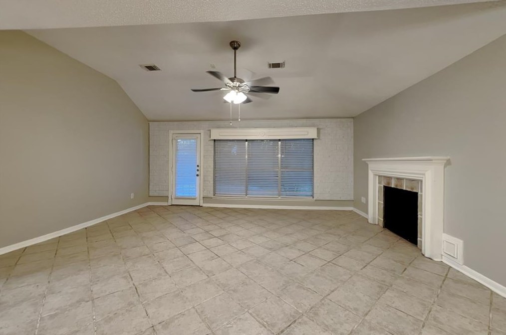 8819 Driftstone Dr, Spring, TX 77379