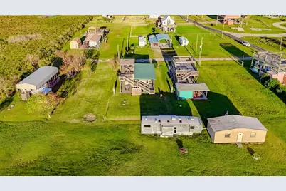 933 Wesley Way, Port Bolivar, TX 77650 - Photo 28