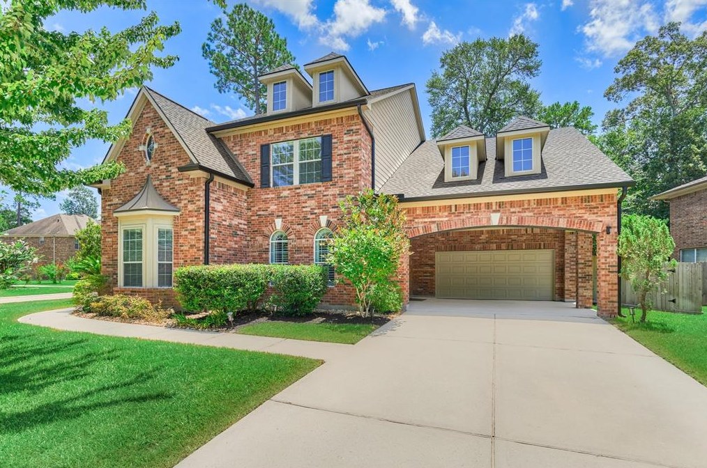 3 Pawprint Pl, Spring, TX 77382-2872