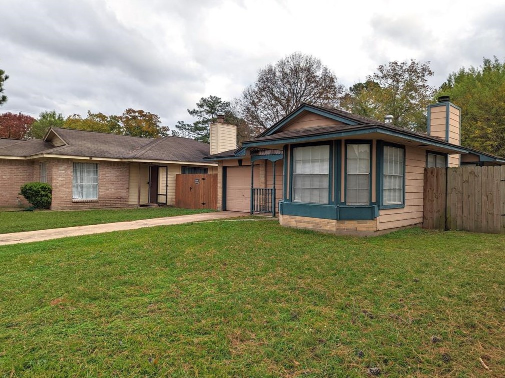9131 Golden Sunshine Dr, Houston, TX 77064