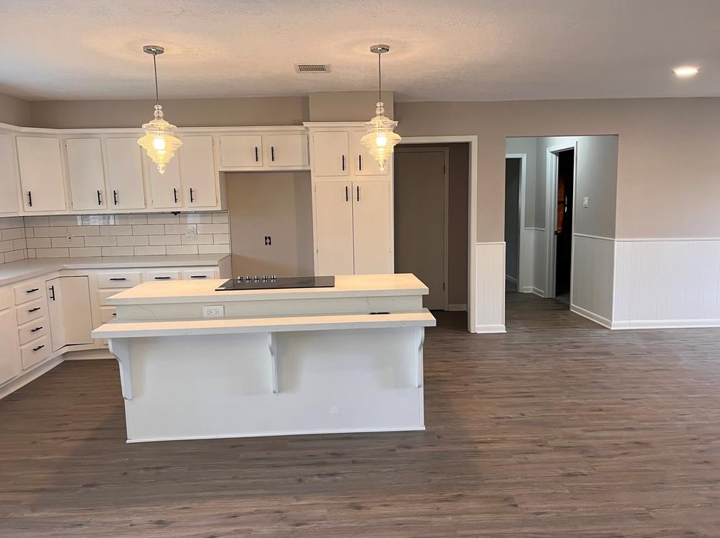 7603 Dillon St, Houston, TX 77061-2906