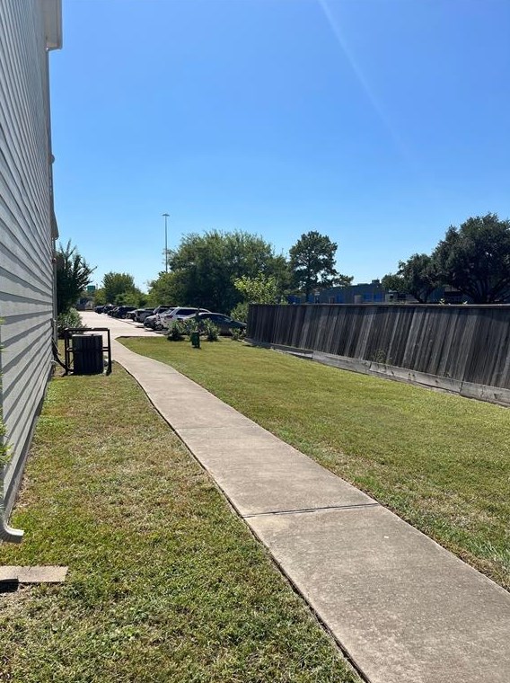 5941 South Loop E Unit 905, Houston, TX 77033