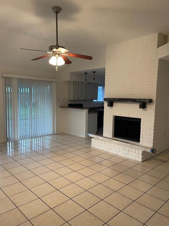 4322 Glen Avon Dr, Pasadena, TX 77505-4235