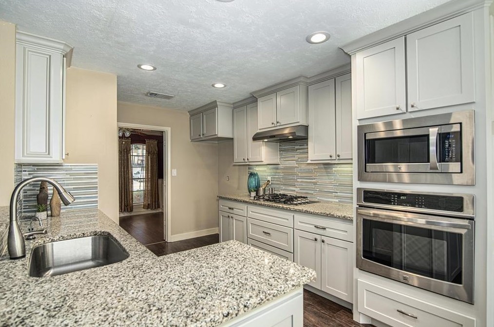 18818 Timbers Trace Dr, Humble, TX 77346