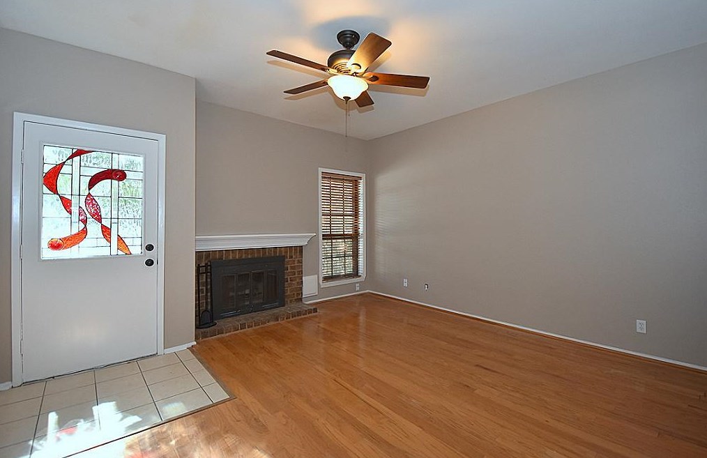 2115 Waugh Dr, Houston, TX 77006