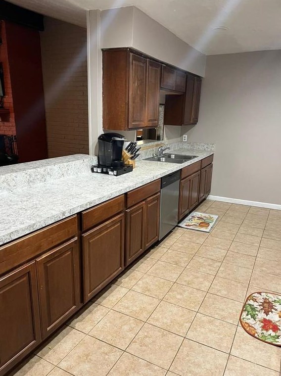 13706 Towne Way Dr, Sugar Land TX  77498-1653 exterior