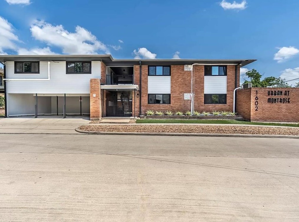 1602 Bonnie Brae St, Houston, TX 77006-5242