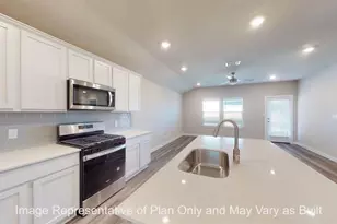 3390 Canvasback Dr, Orange, TX 77630 - Photo 2