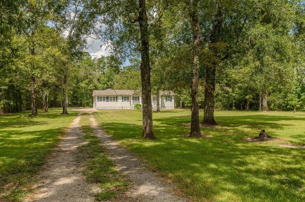 7125 Sweetgum Rd, Beaumont, TX 77713