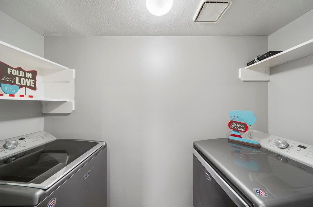 10127 Red Wolf Ln, Houston TX 77064-5457 exterior