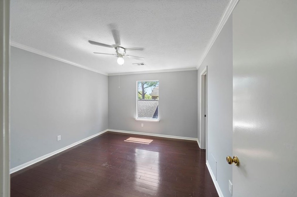 10127 Red Wolf Ln, Houston TX 77064-5457 exterior