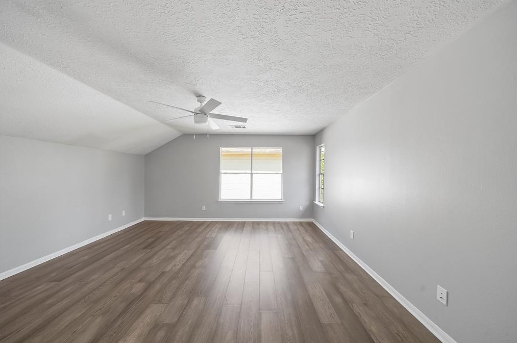 10127 Red Wolf Ln, Houston TX 77064-5457 exterior