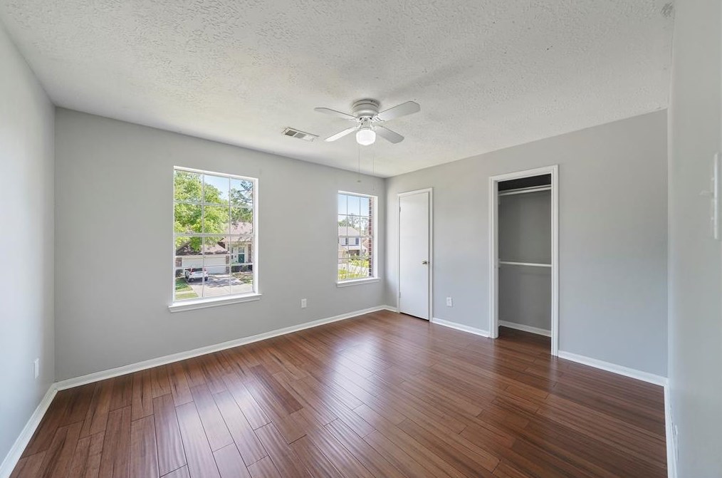 10127 Red Wolf Ln, Houston TX 77064-5457 exterior