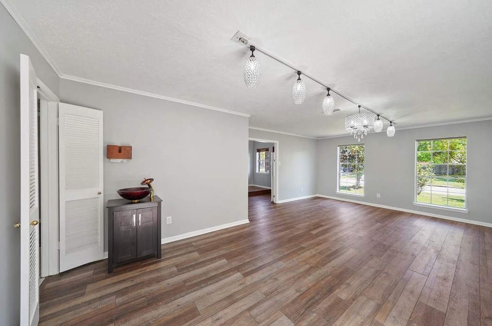 10127 Red Wolf Ln, Houston TX 77064-5457 exterior