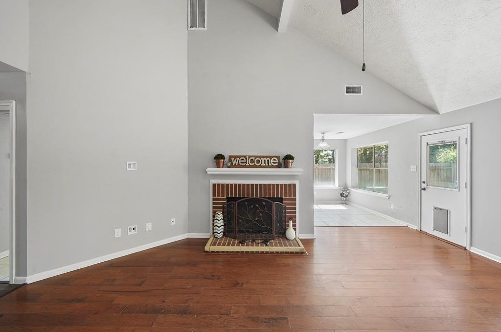 10127 Red Wolf Ln, Houston TX 77064-5457 exterior