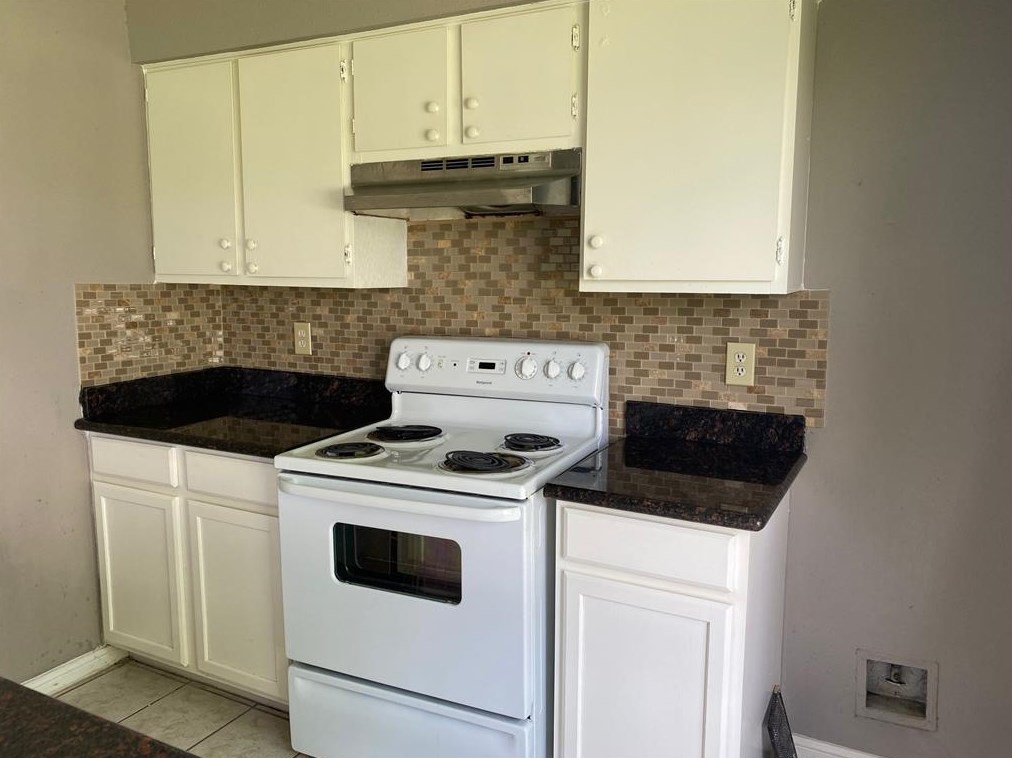 10303 Westedge Dr, Sugar Land TX  77498-1420 exterior