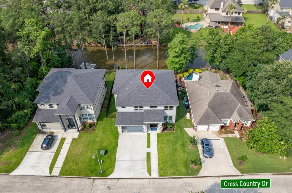 8610 Cross Country Dr, Humble TX 77346-6115 exterior