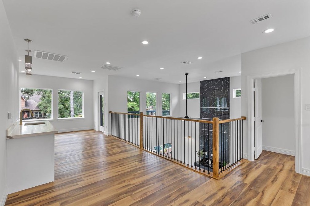 8610 Cross Country Dr, Humble TX 77346-6115 exterior