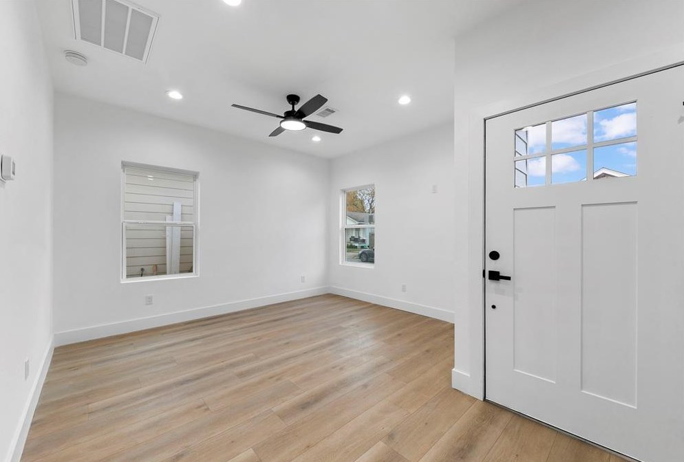 2805 Nettleton St, Houston, TX 77004