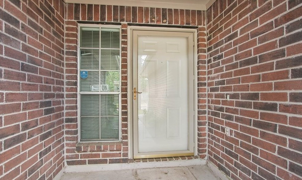 22503 Holly Lake Dr, Katy, TX 77450