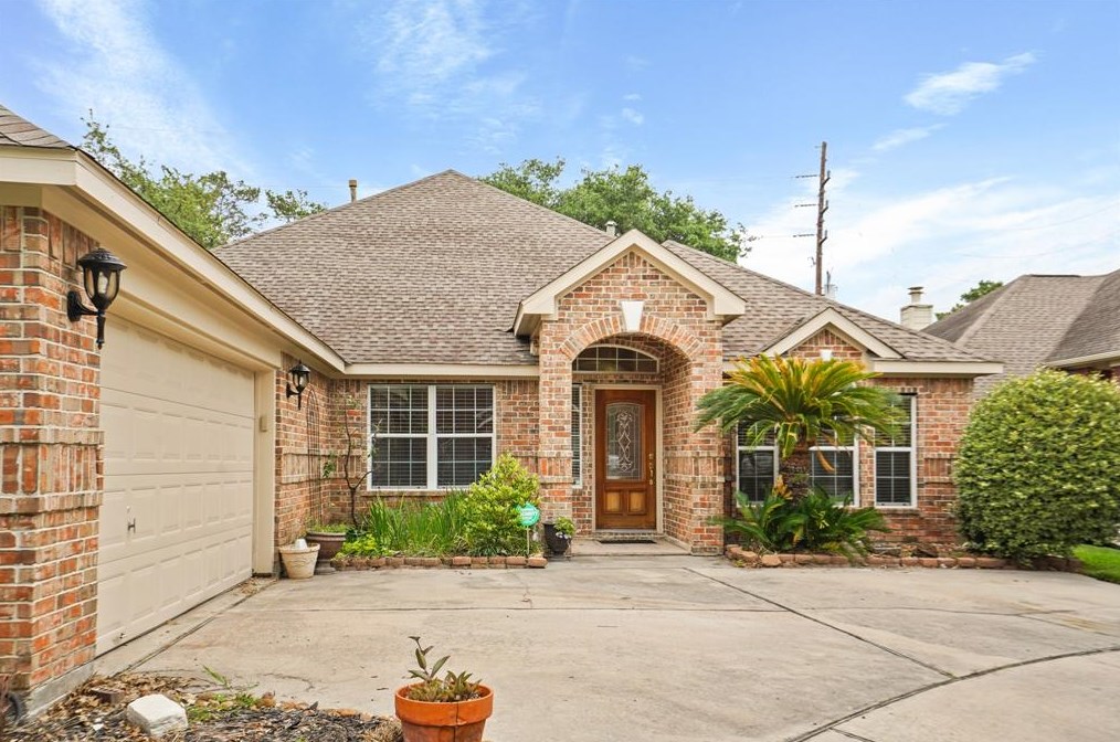 12906 Quail Park Dr, Cypress, TX 77429