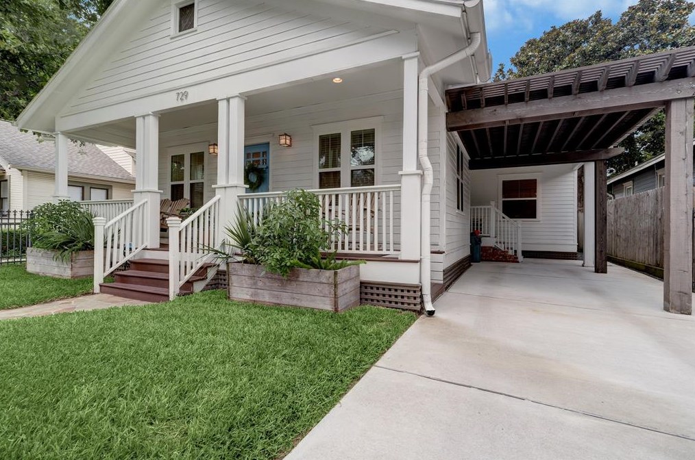 729 18th St, Houston TX  77008-4420 exterior