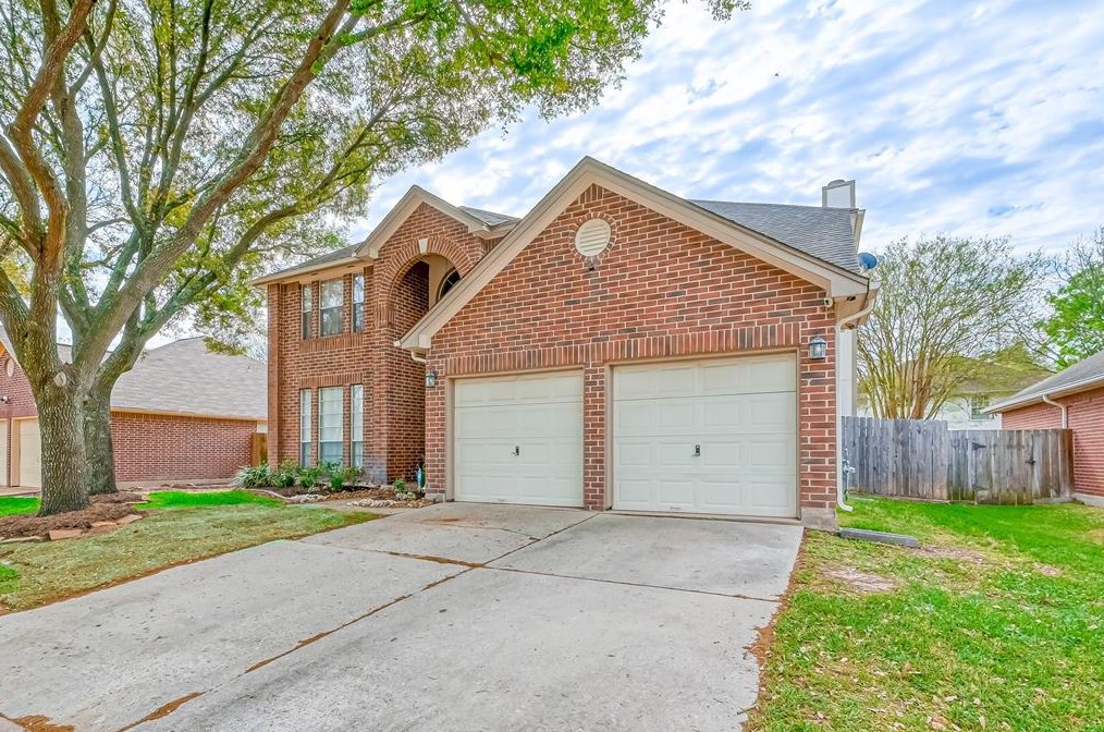 11607 Autumn Chase Dr, Houston, TX 77065