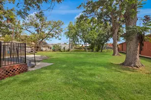 3743 Erie St, Houston, TX 77017 - Photo 22