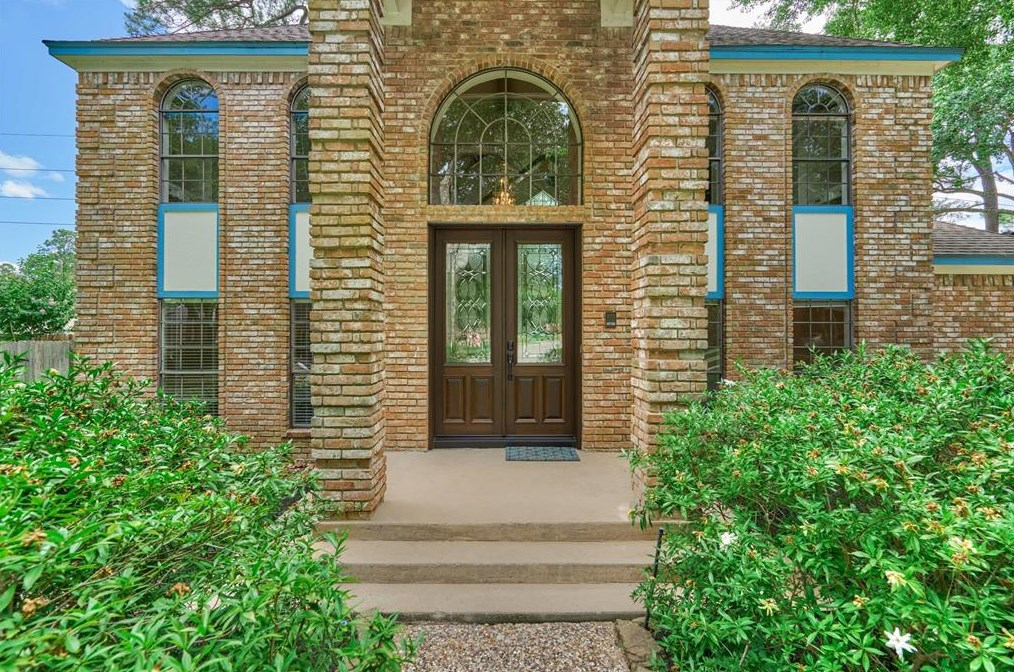 6003 Spring Creek Ln, Spring, TX 77379-8806