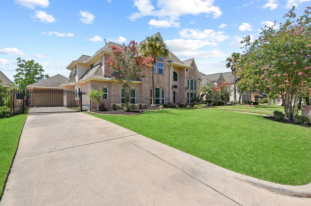 6206 Becker Line Dr, Spring, TX 77379-2911