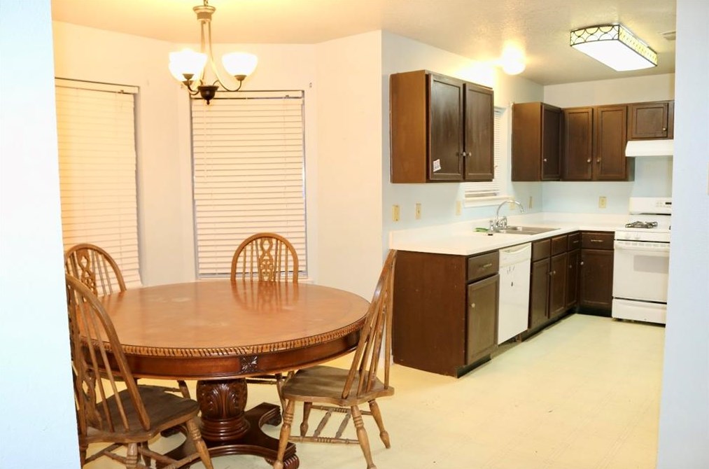 4830 Woodford St, Baytown TX  77521-8830 exterior