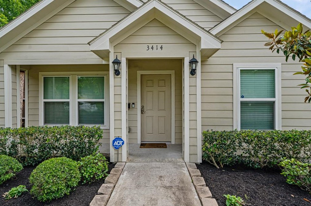 3414 Hadley St, Houston, TX 77004