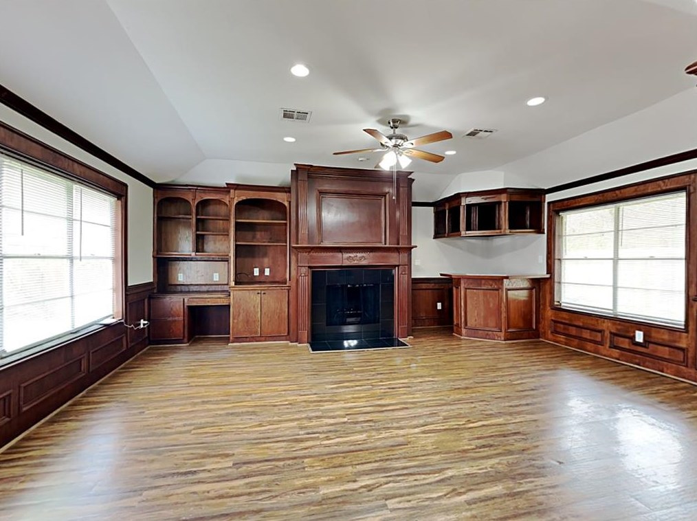 6031 Crooked Post Rd, Spring TX  77373-7007 exterior