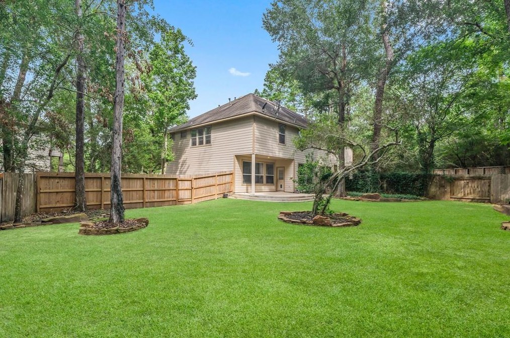34 Stone Arrow Pl, Spring TX  77382-1775 exterior