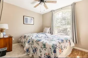 883 Indigo Springs Ln, La Marque, TX 77568 - Photo 10