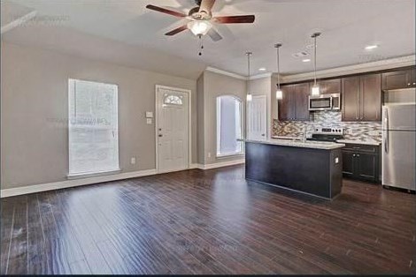 4204 Stassen St #b, Houston, TX 77051