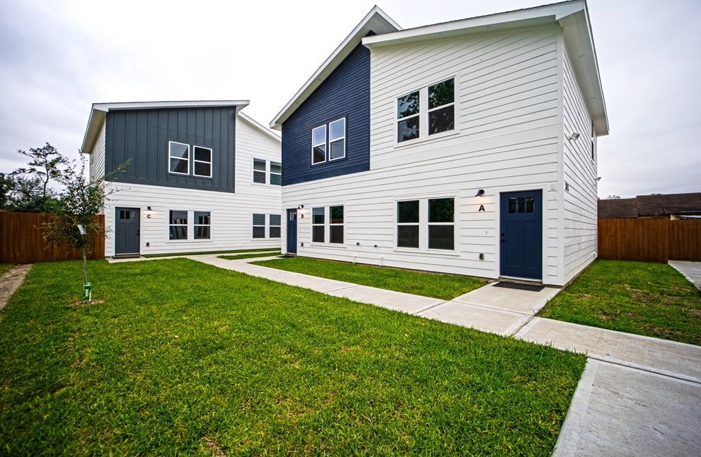 2413 Glen Ln #c, Houston, TX 77088