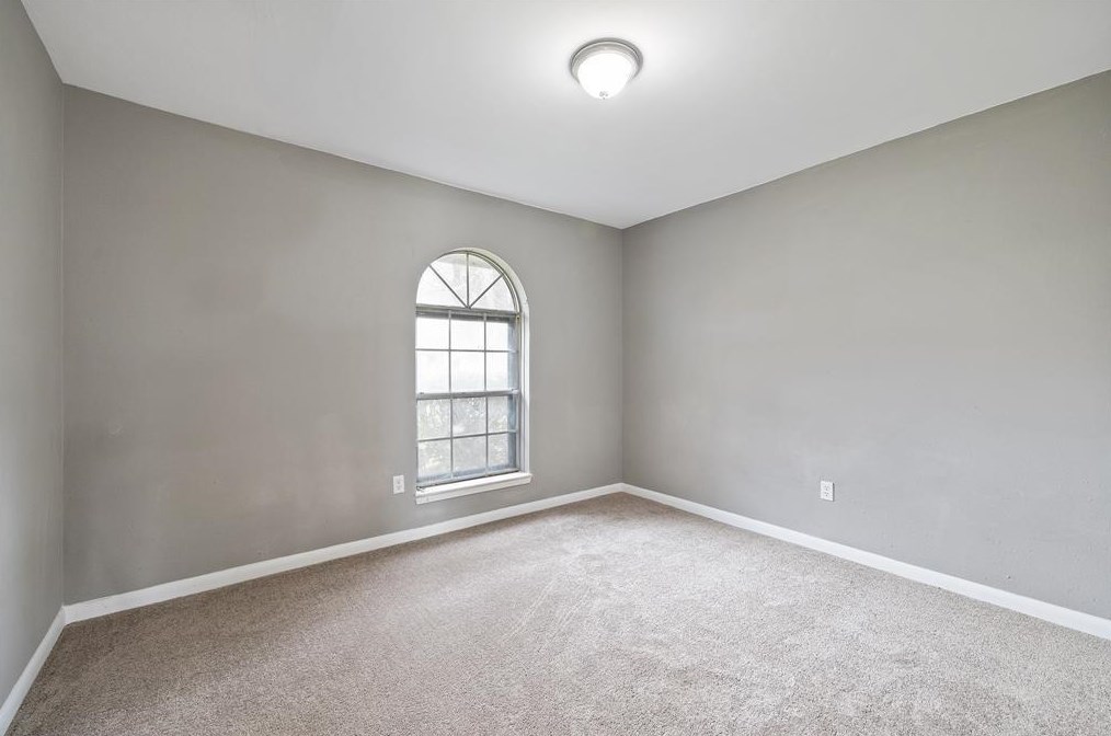 7211 Sawmill Trl, Houston TX  77040-1854 exterior