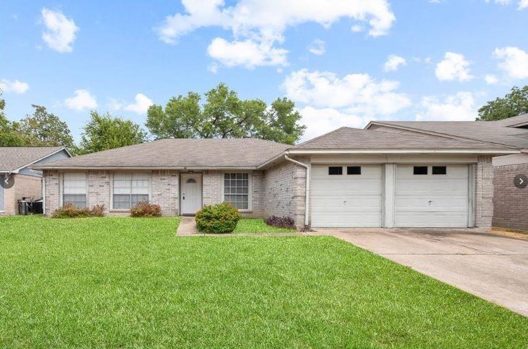 13610 Pecan Oak Dr, Houston, TX 77065