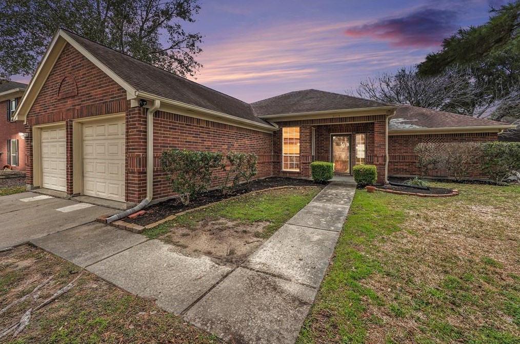 7115 Glen Rosa Dr, Katy, TX 77494