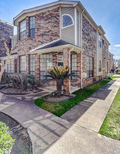 8888 Benning Dr Apt 284, Houston, TX 77031