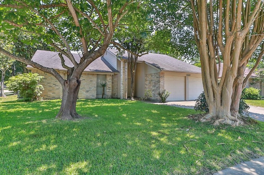 13430 Wimbledon Oaks Dr, Houston, TX 77065