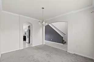 10015 Chase Ct, Baytown, TX 77521 - Photo 6