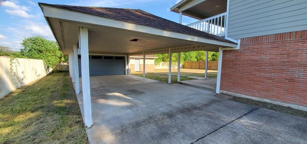 1915 Park Ave #1913, Bay City, TX 77414