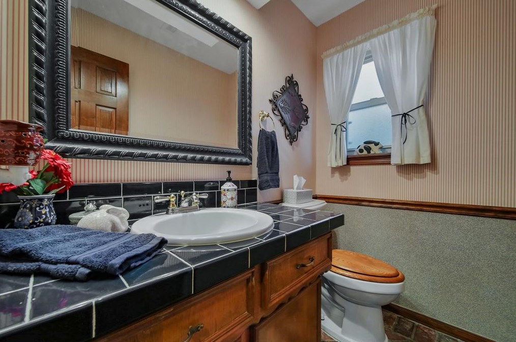 2107 Lazy Grv Dr, Humble TX 77339-3157 exterior