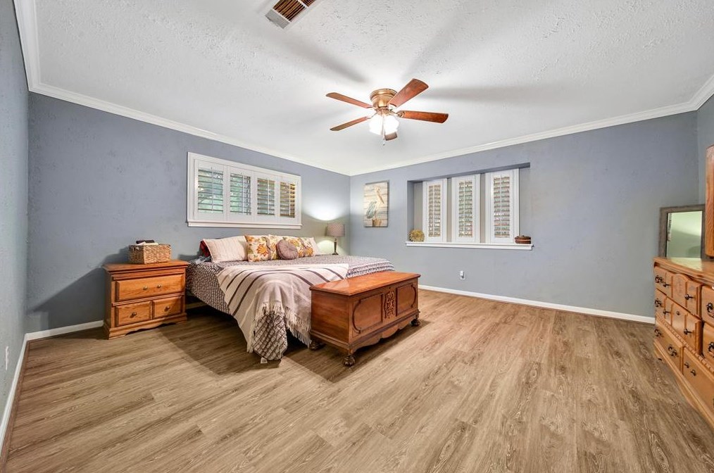 2107 Lazy Grv Dr, Humble TX 77339-3157 exterior