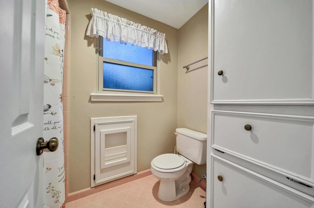 2107 Lazy Grv Dr, Humble TX 77339-3157 exterior